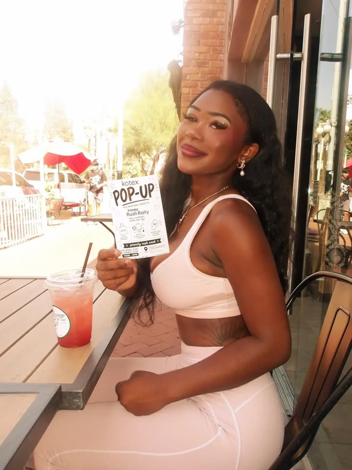 Kiana Garner Instagram story for the Kotex Rush Rally pop-up
