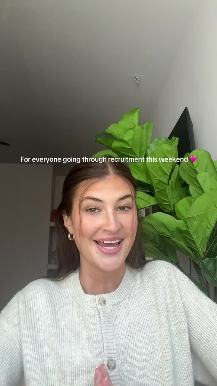 Sydney Shander TikTok video for the Kotex Rush Rally pop-up